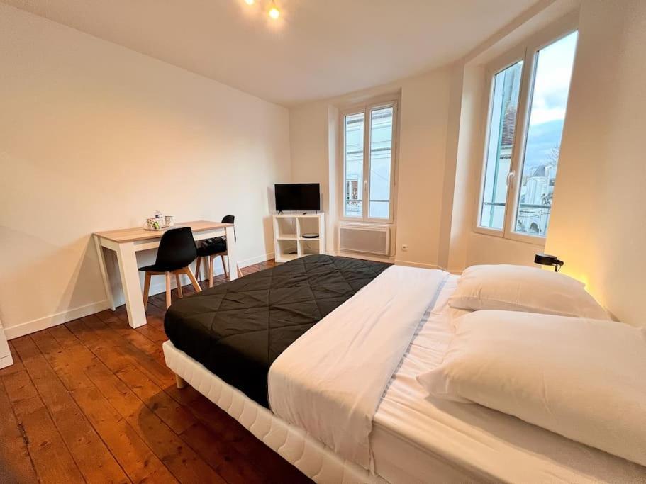 Appartement Maciet 4- Centre Ville Meaux-Gare-Disney Kültér fotó